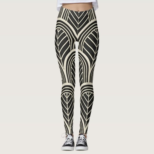 Chic Black and White Geometric Seamless Pattern Leggings (Vorderseite)