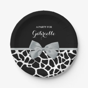 Chic Black and White Giraffe Print Silver Gray Bow Pappteller