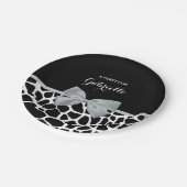 Chic Black and White Giraffe Print Silver Gray Bow Pappteller (Schrägansicht)