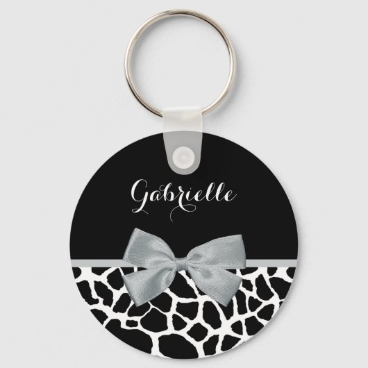 Chic Black and White Giraffe Print Silver Gray Bow Schlüsselanhänger (Vorderseite)