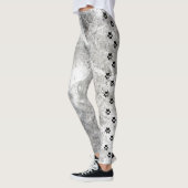 Chic Black and White Marmor Side Stripe Paw Print Leggings (Links)