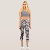 Chic Black and White Tribal Geometric Pattern Capri Leggings (Vorderseite)