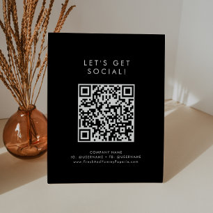 Chic Black Business Let's Get Social Media Sockelschild