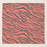 Chic Black Coral Zebra Muster Schal<br><div class="desc">Chic Chiffon Schal mit einem stilvollen Off-Black und Korallenzebramuster. Elegantes und modernes Design. Exklusiv für Sie entworfen von Happy Dolphin Studio. Wenn Sie Hilfe oder passende Produkte benötigen,  kontaktieren Sie uns bitte unter happydolphinstudio@outlook.com.</div>