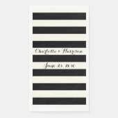 Chic Black Elfenbeinstreifen Skriptnamen Hochzeit Serviette (Vorderseite)