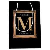 Chic Black & Gold Monogram Mittlere Geschenktüte (Vorderseite)