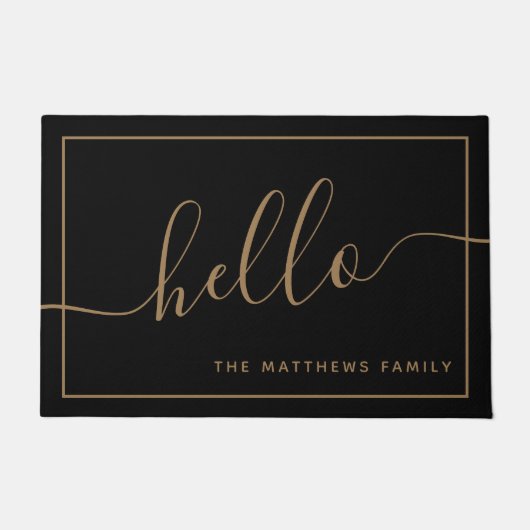 Chic Black Gold Script Hallo Familienname Willkomm Fußmatte (Vorderseite)