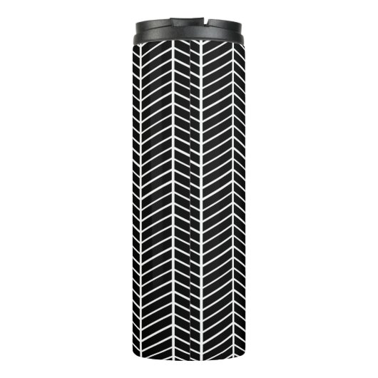 Chic Black Herringbone Zickzack Zig Zag Monogram Thermosbecher (Rückseite)