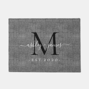 Chic Black Monogram Script Names Year Gray Linen Fußmatte