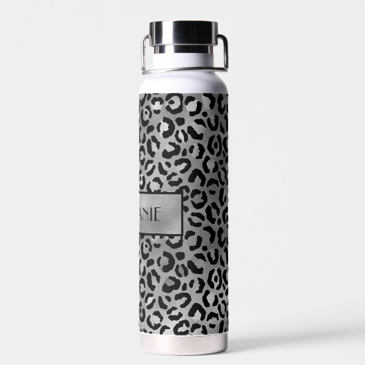 Chic Black Silver Grey Leopard Print Personalisier Trinkflasche (Rückseite)