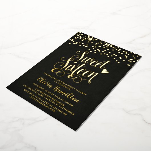 Chic Black Sweet 16 Gold Confetti Foil Einladung (Gedreht)