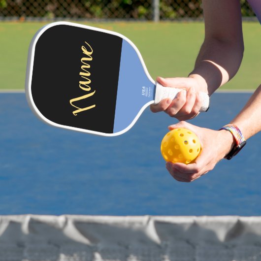 Chic Black Three Quarter Script Light Blue Akzent Pickleball Schläger (InSitu)