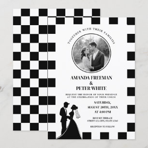 Chic Black & White Foto Checkered Couple Wedding Einladung