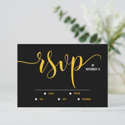 Chic Black & Yellow Minimalistisch Wedding RSVP Ca (Stehend Vorderseite)