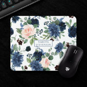 Chic Blooms | Monogramm Navy Blue und Blush Floral Mousepad