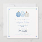 Chic Blue and White Pumpkin Fall Brautparty Einladung (Vorderseite)
