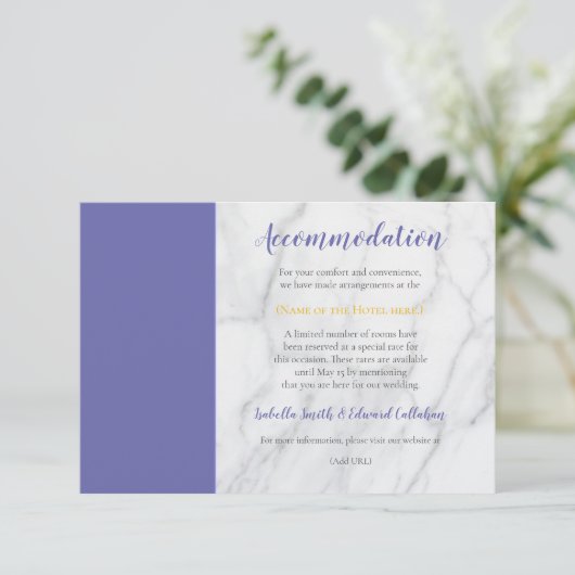 Chic Blue Irises Floral Wedding Unterkunft Encl Begleitkarte (Stehend Vorderseite)
