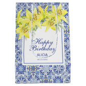 Chic Blue Portugiesisch Azulejo Yellow Lily Mittlere Geschenktüte (Rückseite)