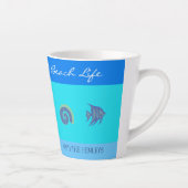 Chic Blue Stripes Fish Family Name Beach House Milchtasse (Rechts)