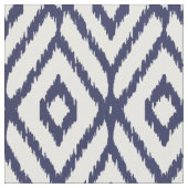 Chic blue und white ikat tribal diamond pattern stoff (Nahaufnahme)