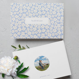 Chic Blue White Couple Foto Floral Daisy Wedding Gästebuch