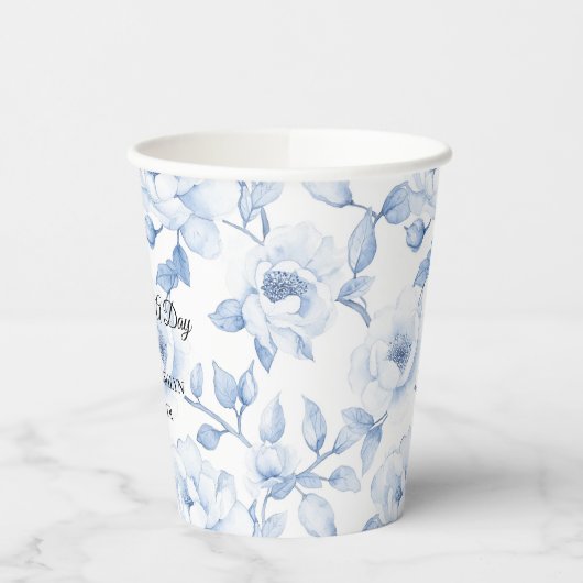 Chic Blue White Floral Wedding Pappbecher (Links)