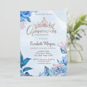 Chic Blume Glitzer Rose Kronplatz Quinceañera Einladung (Stehend Vorderseite)