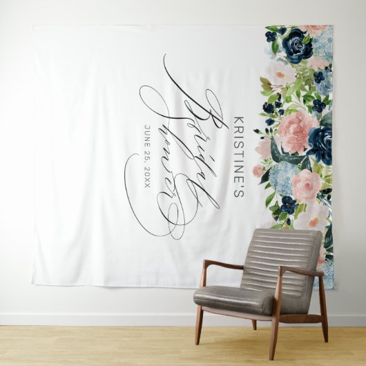Chic Blush Blue Rose Floral Script Brautparty Wandteppich (Beispiel (Horizontal))