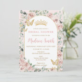 Chic Blush Floral Butterfells Royal Brautparty Einladung (Stehend Vorderseite)