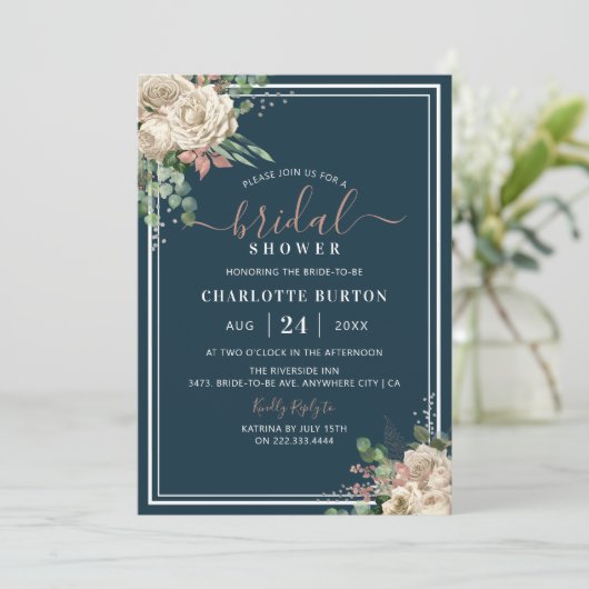 Chic Blush Pink Florals & Navy Brautparty Einladung (Stehend Vorderseite)