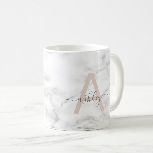 Chic Blush Pink White Marble Script Name Monogram Kaffeetasse (VorderseiteRechts)