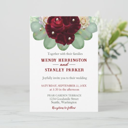 Chic Boho Burgundy Rose Eucalyptus Pearl Wedding Einladung (Stehend Vorderseite)