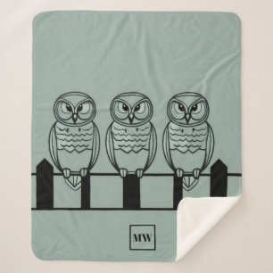 Chic boho minimalistische Eule auf Zaun-Monogramm Sherpadecke