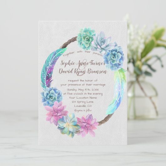 Chic Boho Succulent Cactus Feathers Wreath Wedding Einladung (Stehend Vorderseite)