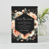 Chic Botanical Peach Wedding Save The Date (Stehend Vorderseite)