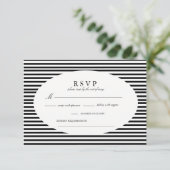 Chic Bow Minimalist Stripe Black White RSVP Karte (Stehend Vorderseite)