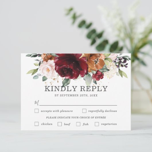 Chic Burgundy Blumenmesse Auswahl RSVP Karte (Stehend Vorderseite)