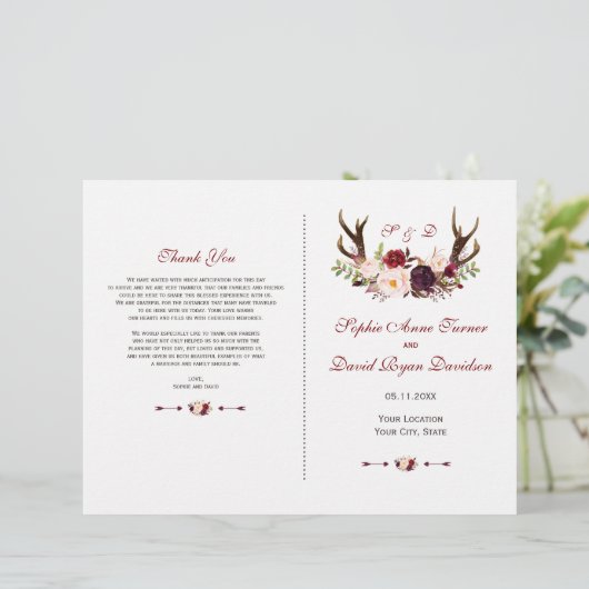 Chic Burgundy Blush Floral Antlers Wedding Program (Stehend Vorderseite)