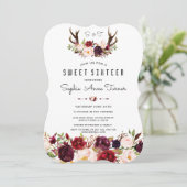 Chic Burgundy Floral Antlers Handwriting Sweet 16 Einladung (Stehend Vorderseite)