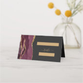 Chic Burgundy Gold Agate Dark Wedding Table Platzkarte (Vorderseite)