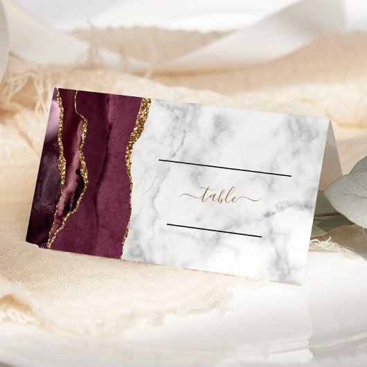 Chic Burgundy Gold Agate Marble Wedding Table Platzkarte