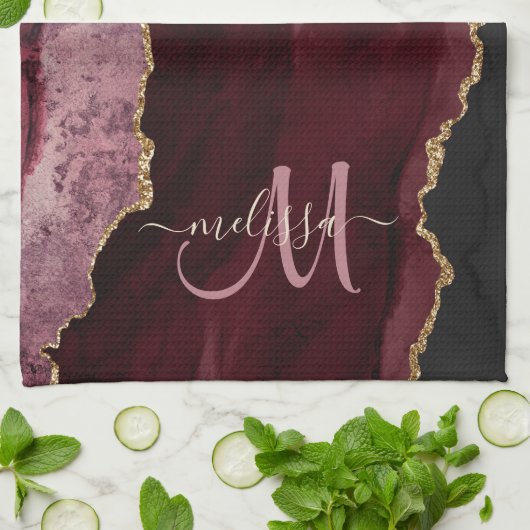 Chic Burgundy Gold Glitzer Agate Custom Monogram B Geschirrtuch (Gefaltet)