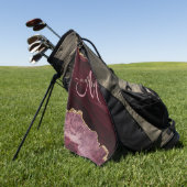 Chic Burgundy Gold Glitzer Agate Custom Monogram Golfhandtuch (Gras)