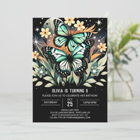 Chic Butterfly Wings Geburtstag Einladung (Stehend Vorderseite)