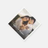 Chic Calligrafy White Overlay Text Foto Wedding Serviette (Ecke)