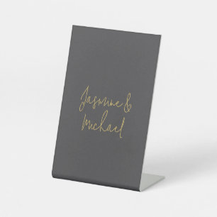 Chic Calligraphy Couple Names Gray & Gold Sockelschild