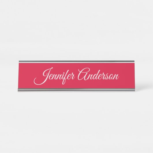 Chic Calligraphy Elegance Cherry Red Personalisier Schreibtischnamensplakette (Vorderseite )