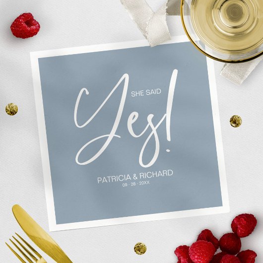 Chic Calligraphy Sie sagte Yes Engagement Party Serviette