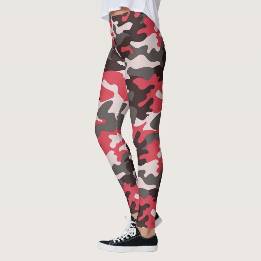 Chic Camouflage Khaki Pattern Leggings (Links)