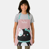 Chic Cat mit Pearl Necklace Pink Name Schürze (Insitu)